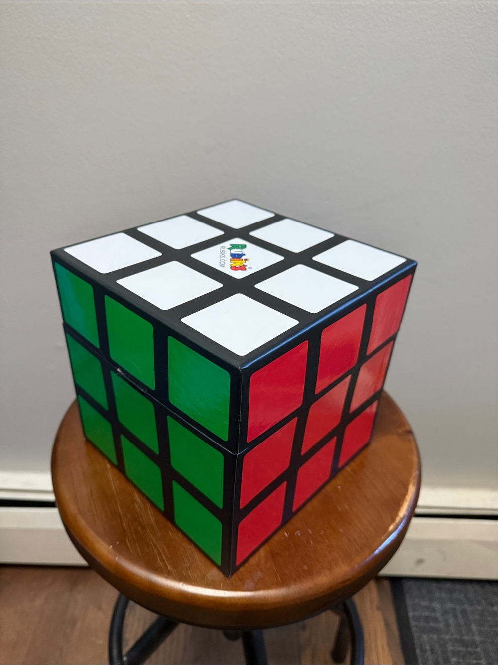Rubik’s Magic Kit - 40 Magic Tricks! - Picture 5 of 5